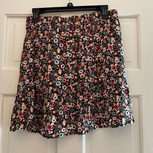 Francesca’s Floral Pattern Skirt